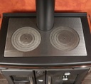 Готварска печка на дърва с водна риза TermoSuprema Compact - горен плот и котлони изработени от полиран чугун